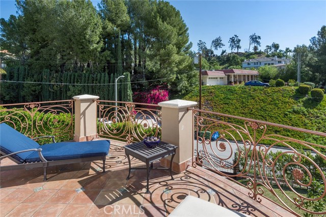 5 Bed Home for Sale in Granada Hills, California