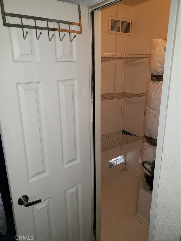 Photo for 5525 Canoga Avenue, 219, Woodland Hills, CA 91367 - Listing #SR-19278251 5525 Canoga Avenue, 219, Woodland Hills, CA 91367