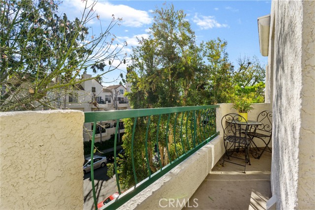 2 Bed Home for Sale in Sherman Oaks, California