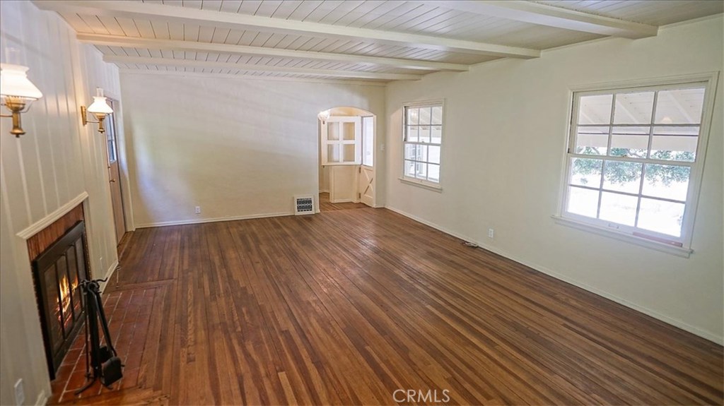 Photo for 2592 E Chevy Chase Drive, Glendale, CA 91206 - Listing #SR-19139561 2592 E Chevy Chase Drive, Glendale, CA 91206