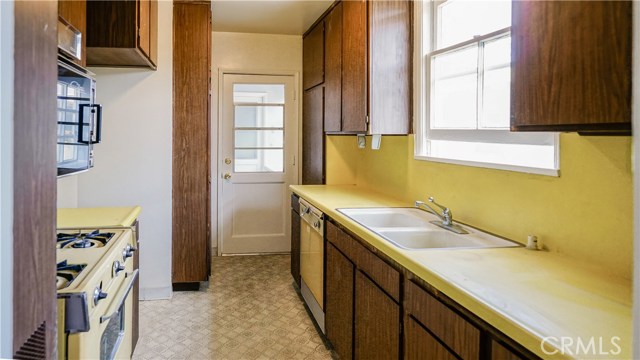 2 Bed Home for Sale in Sherman Oaks, California