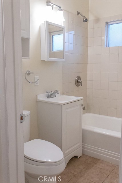  Income Home for Sale in Van Nuys, California
