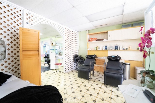 Tweedy, 90280, ,For Sale,Tweedy,SR20152434