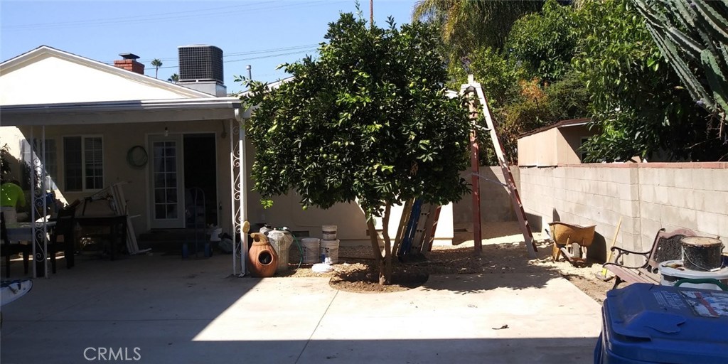Photo for 18000 VANOWEN Street, Reseda, CA 91335 - Listing #SR-19217709 18000 VANOWEN Street, Reseda, CA 91335