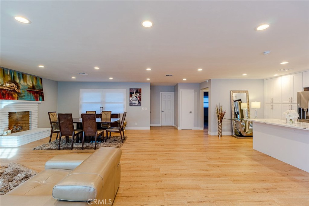 Photo for 7517 Darby Avenue, Reseda, CA 91335 - Listing #SR-20003786 7517 Darby Avenue, Reseda, CA 91335