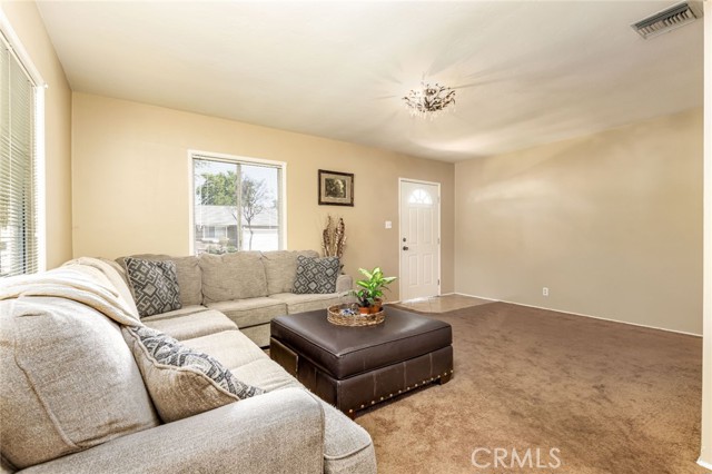 2 Bed Home for Sale in Lake Balboa, California