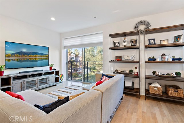 2 Bed Home for Sale in Studio City, California