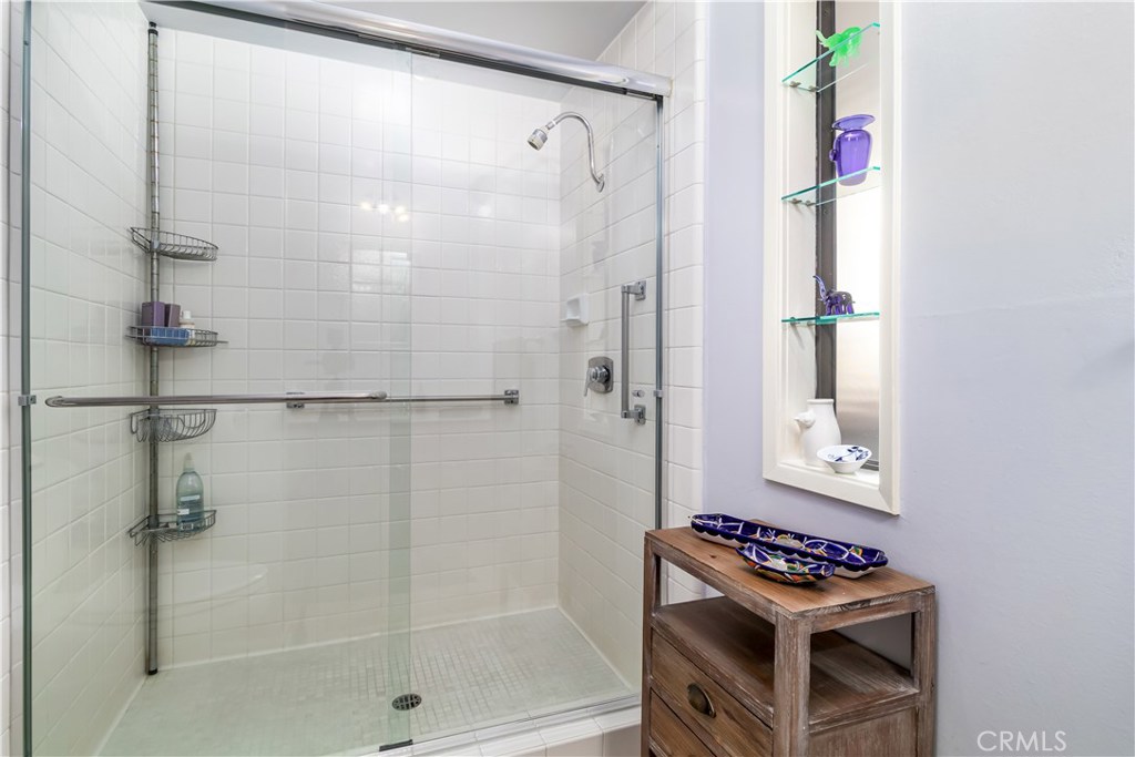 Photo for 1422 N CENTRAL Avenue, 8, Glendale, CA 91202 - Listing #SR-19243085 1422 N CENTRAL Avenue, 8, Glendale, CA 91202