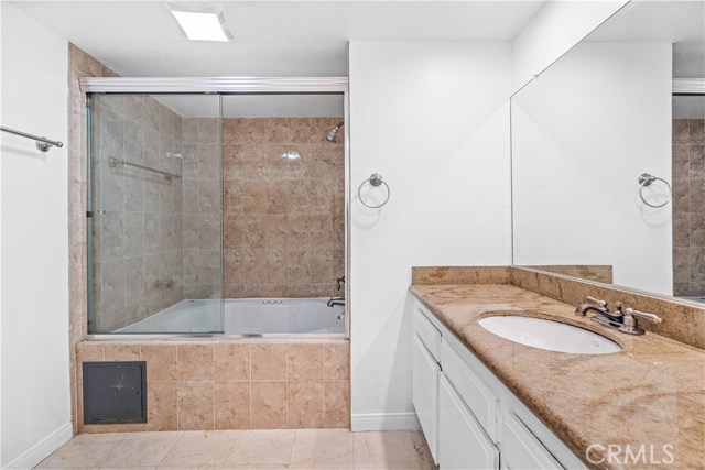 2 Bed Home for Sale in Los Angeles, California