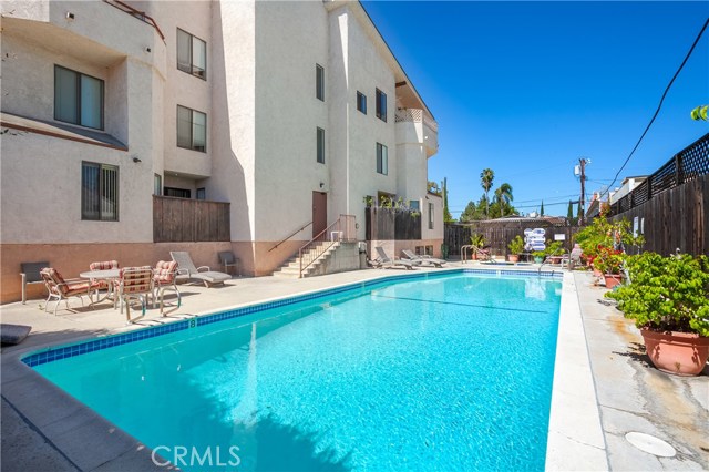 2 Bed Home for Sale in Valley Village, California