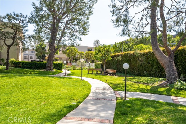 2 Bed Home for Sale in Sherman Oaks, California