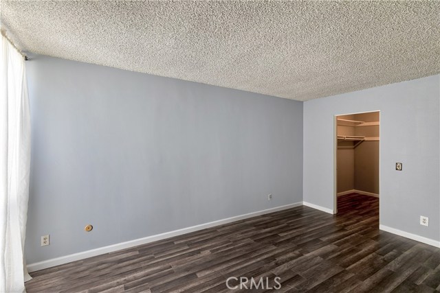 1 Bed Home for Sale in Encino, California