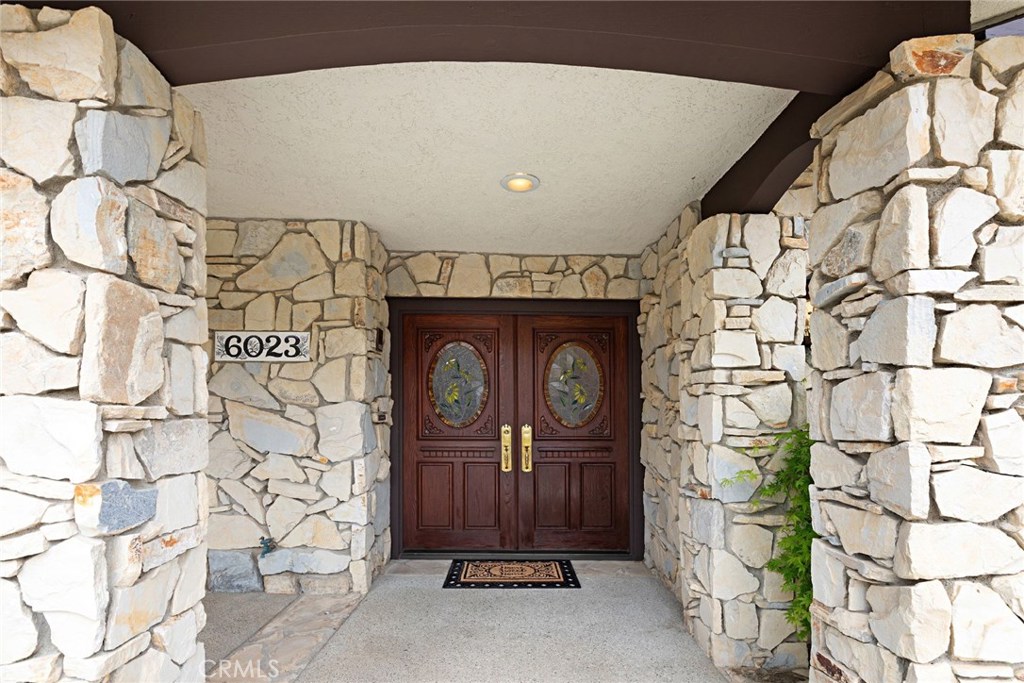 Photo for 6023 WOODLAND VIEW Drive, Woodland Hills, CA 91367 - Listing #SR-19096847 6023 WOODLAND VIEW Drive, Woodland Hills, CA 91367