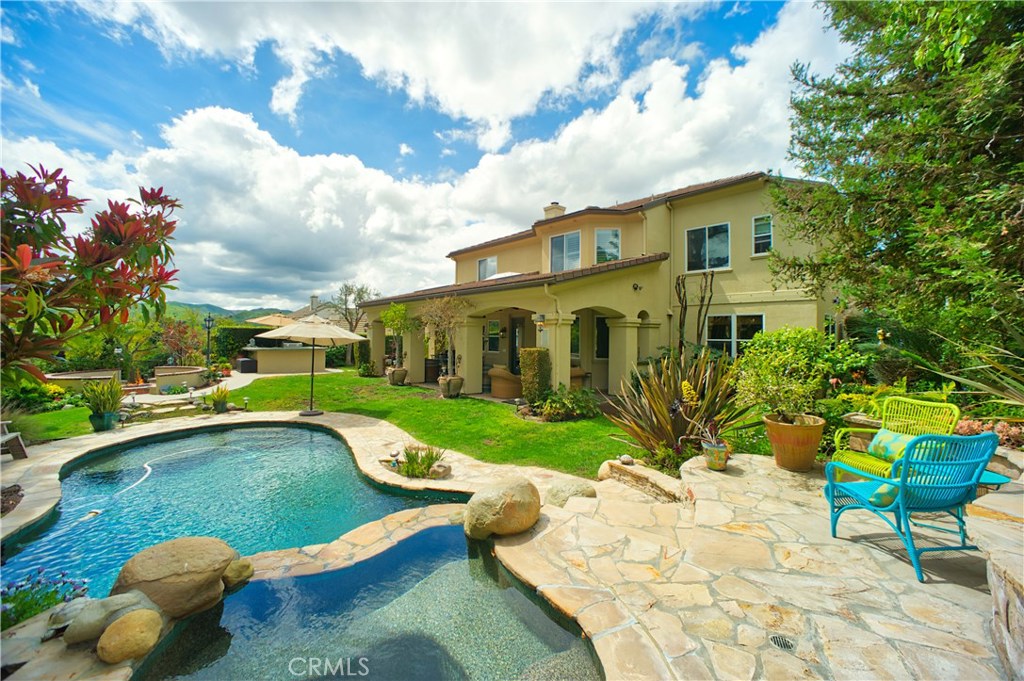Photo of 1052 NORTH COUNTRY CLUB DRIVE, Simi Valley, CA 93065