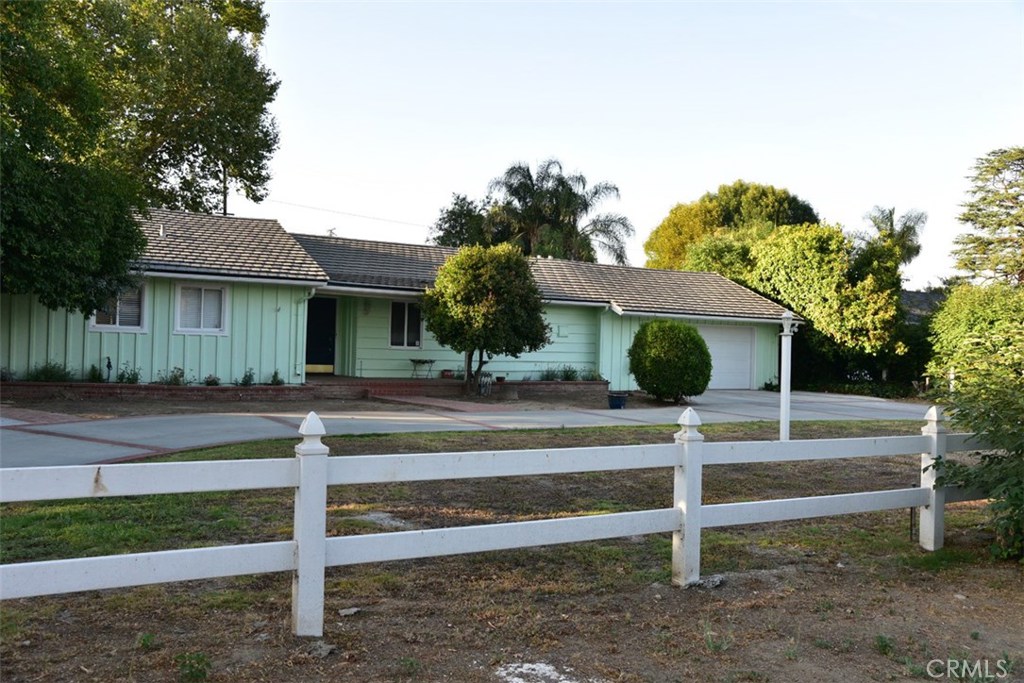 Photo of 17163 Sunburst Street, SHERWOOD FOREST, CA 91325