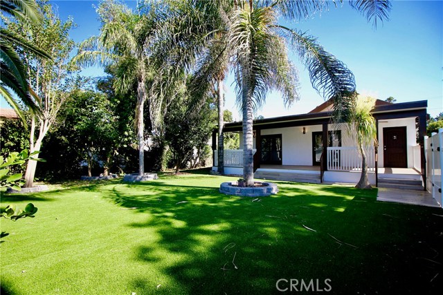 Photo of 22931 Burbank Boulevard, Woodland Hills, CA 91367
