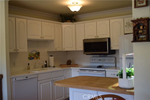 2 Bed Home for Sale in Thousand Oaks, California