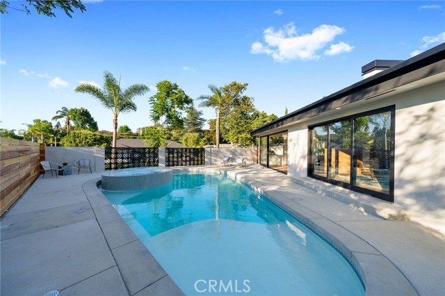 4 Bed Home for Sale in Encino, California