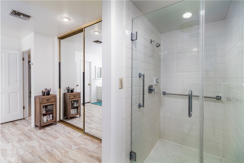 Photo for 1422 N CENTRAL Avenue, 8, Glendale, CA 91202 - Listing #SR-19243085 1422 N CENTRAL Avenue, 8, Glendale, CA 91202
