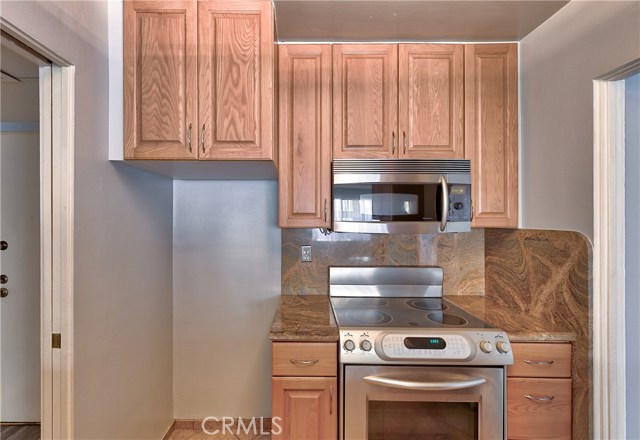 1 Bed Home for Sale in Encino, California