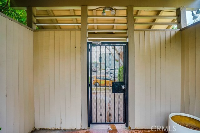 511 Meyer Lane, Redondo Beach, California 90278, 2 Bedrooms Bedrooms, ,1 BathroomBathrooms,Residential,Sold,Meyer,SR19152938
