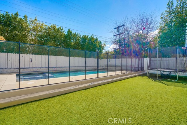 5 Bed Home for Sale in Valley Village, California