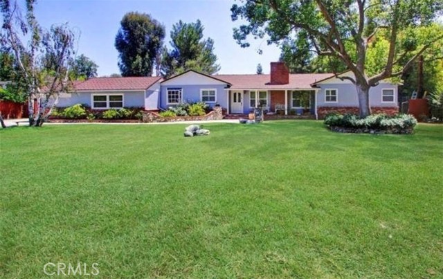 Photo of 22722 Calvert Street, Woodland Hills, CA 91367