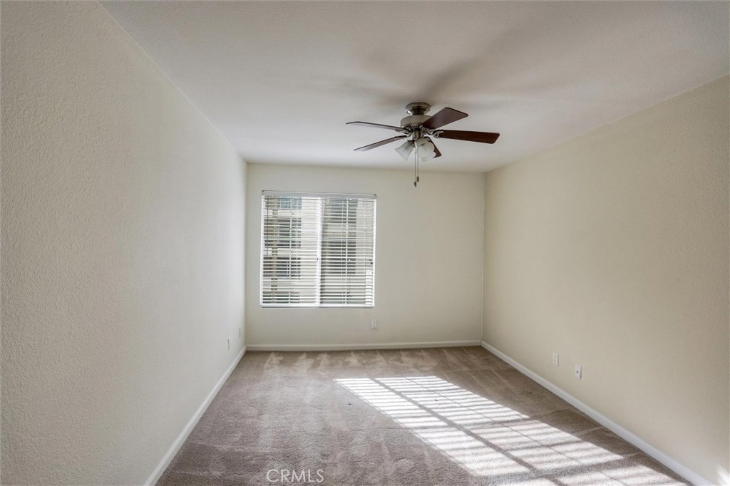Photo for 5545 Canoga Avenue, 222, Woodland Hills, CA 91367 - Listing #SR-19281443 5545 Canoga Avenue, 222, Woodland Hills, CA 91367