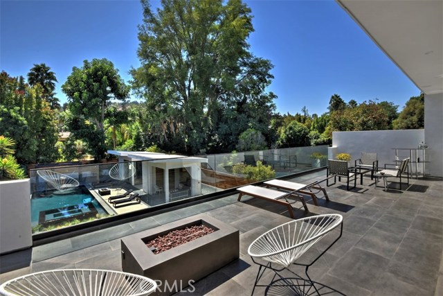 5 Bed Home for Sale in Sherman Oaks, California