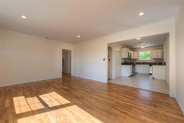 3 Bed Home for Sale in Van Nuys, California