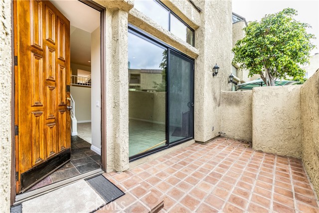 2 Bed Home for Sale in Burbank, California