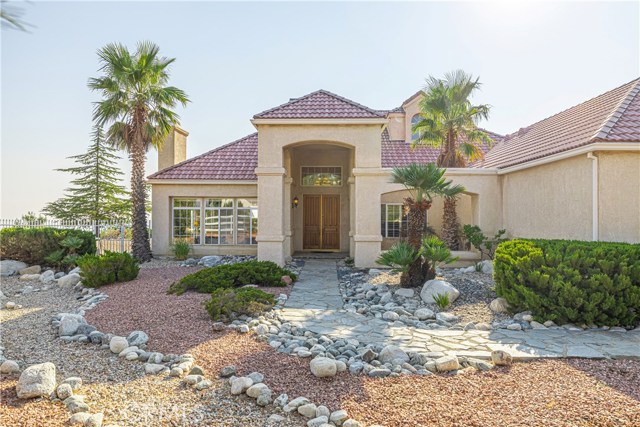 6 Bed Home for Sale in Palmdale, California
