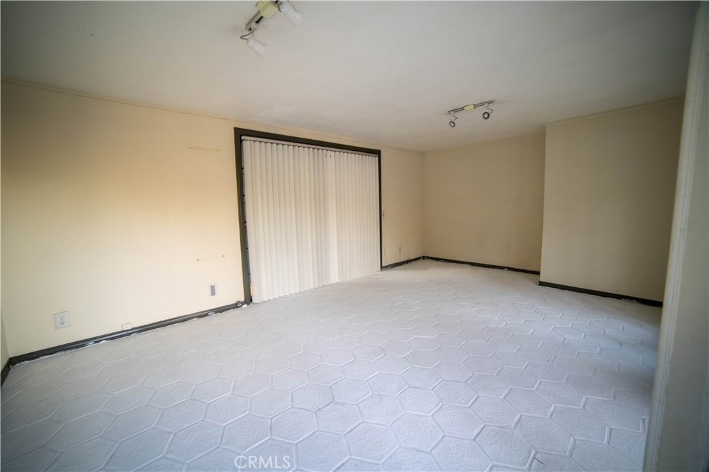 Photo for 1479 BELLEAU Road, Glendale, CA 91206 - Listing #SR-19152606 1479 BELLEAU Road, Glendale, CA 91206