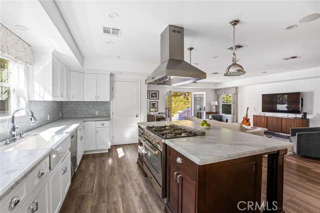 4 Bed Home for Sale in Studio City, California