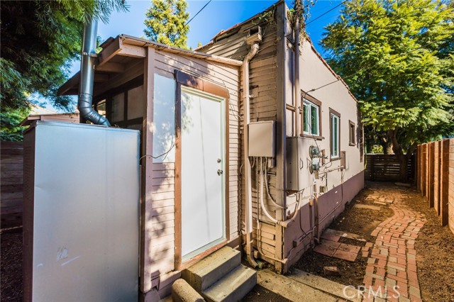 6 Bed Home for Sale in Venice, California