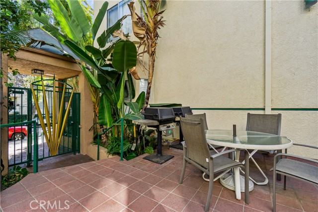 2 Bed Home for Sale in Sherman Oaks, California