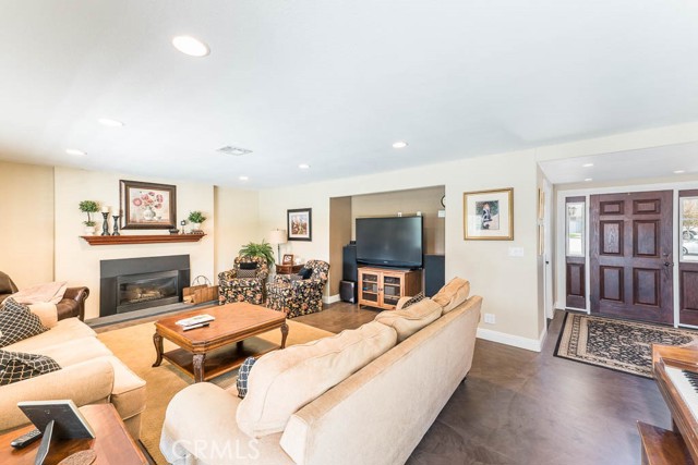 4 Bed Home for Sale in Thousand Oaks, California