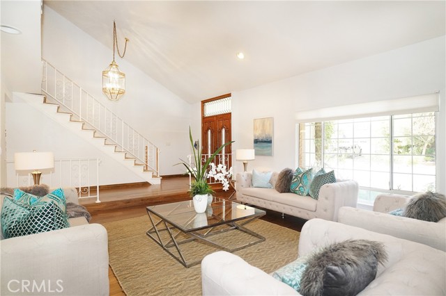 5 Bed Home for Sale in Calabasas, California