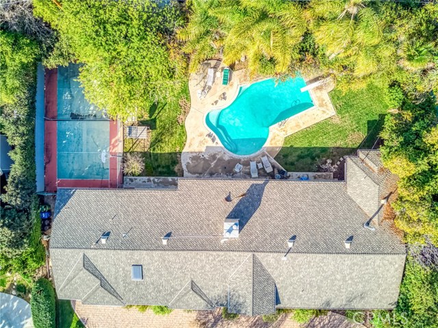 5 Bed Home for Sale in Encino, California