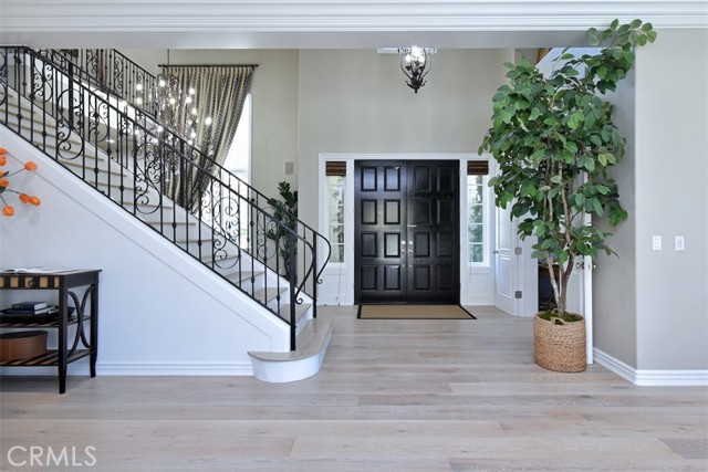 5 Bed Home for Sale in Sherman Oaks, California