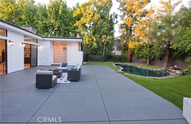 4 Bed Home for Sale in Encino, California