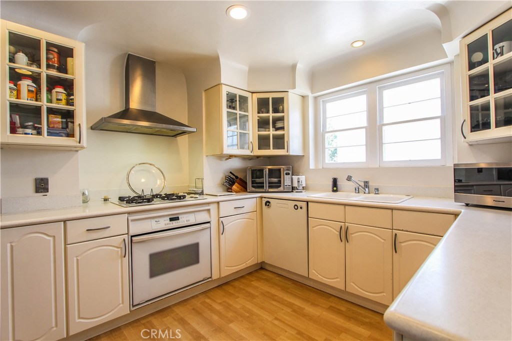 Photo for 1317 IDLEWOOD Road, Glendale, CA 91202 - Listing #SR-19113891 1317 IDLEWOOD Road, Glendale, CA 91202
