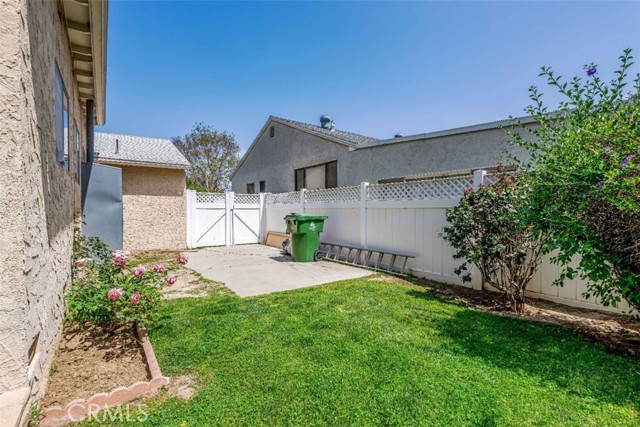 2 Bed Home for Sale in Lake Balboa, California
