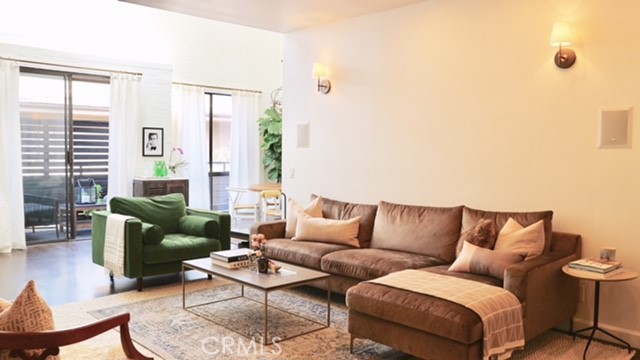 2 Bed Home for Sale in Sherman Oaks, California