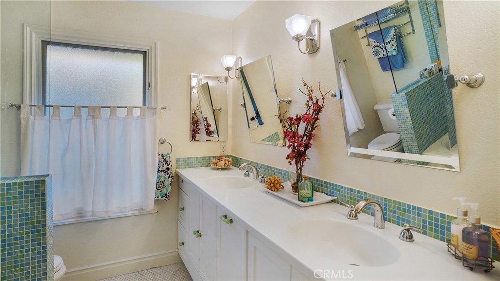 Photo for 4115 E HILLCREST Drive, Westlake Village, CA 91362 - Listing #SR-19246431 4115 E HILLCREST Drive, Westlake Village, CA 91362