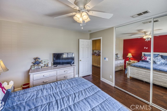 5 Bed Home for Sale in Saugus, California