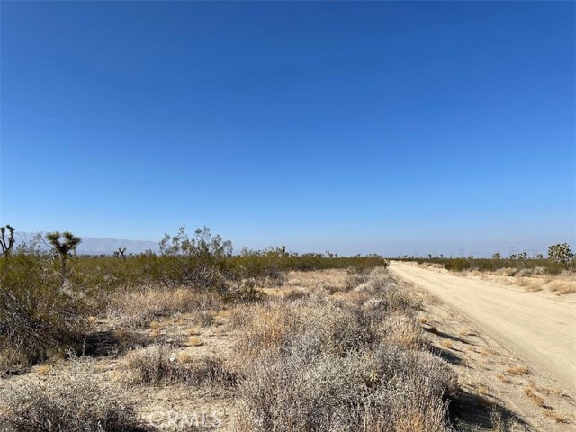  Land for Sale in Llano, California