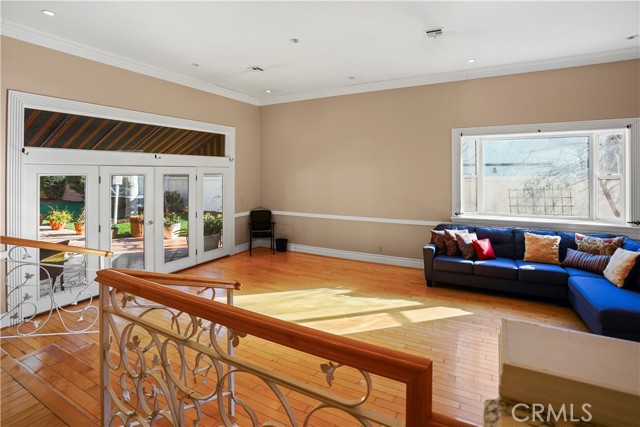 3 Bed Home for Sale in Lake Balboa, California