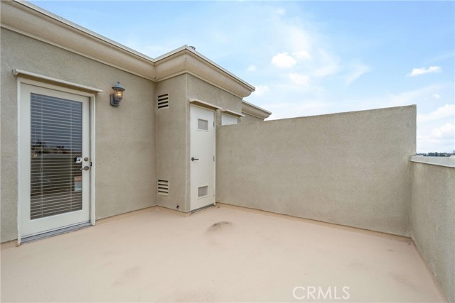 2 Bed Home for Sale in Sherman Oaks, California