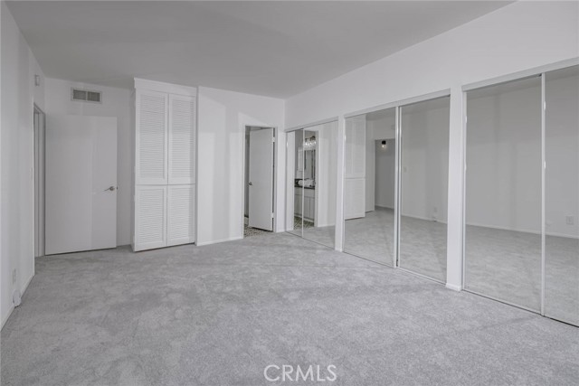 2 Bed Home for Sale in Sherman Oaks, California